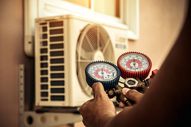 Professional Hvac Installation technician working in Newton, KS